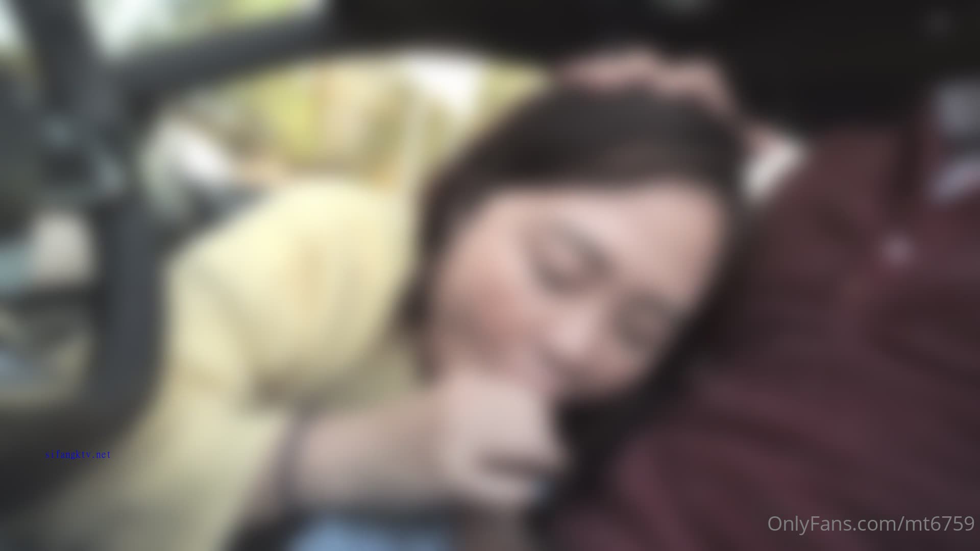 最新2024极品反差淫妻！肥鲍眼镜良家少妇【米菈】私拍④，野战居家各种性爱露出无套中出内射 (8)