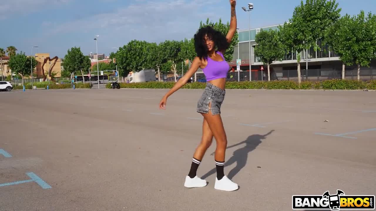 publicbang.23.12.22.barbie.rous.720p