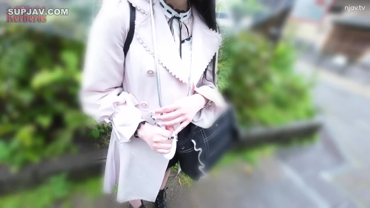 番号:FC2-PPV-4344459    发行日期: 2024-03-22标题： 【无码x亲自拍摄】老手，捡到的妹子竟然是F罩杯巨乳妹子！ - - 从顽皮的采访开始，事情变得越来越极端，我什至最终不得不射在我体内哈哈