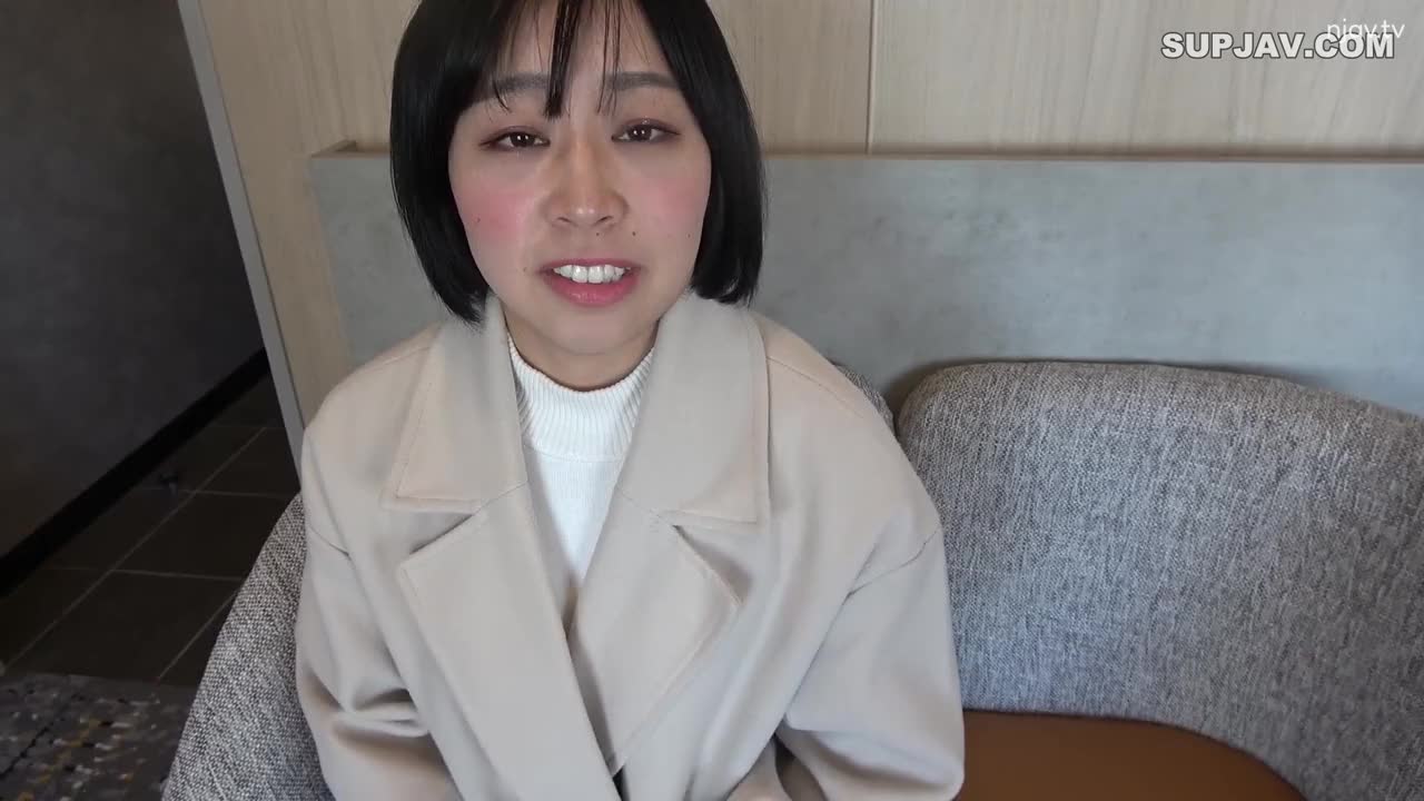 番号:FC2-PPV-4339893    发行日期: 2024-03-12标题： [奇闻趣事_中出] 一个普通的已婚妇女发生了什么？ - - 在一家非常神秘的书店工作的已婚妇女的真实本性令人惊叹。