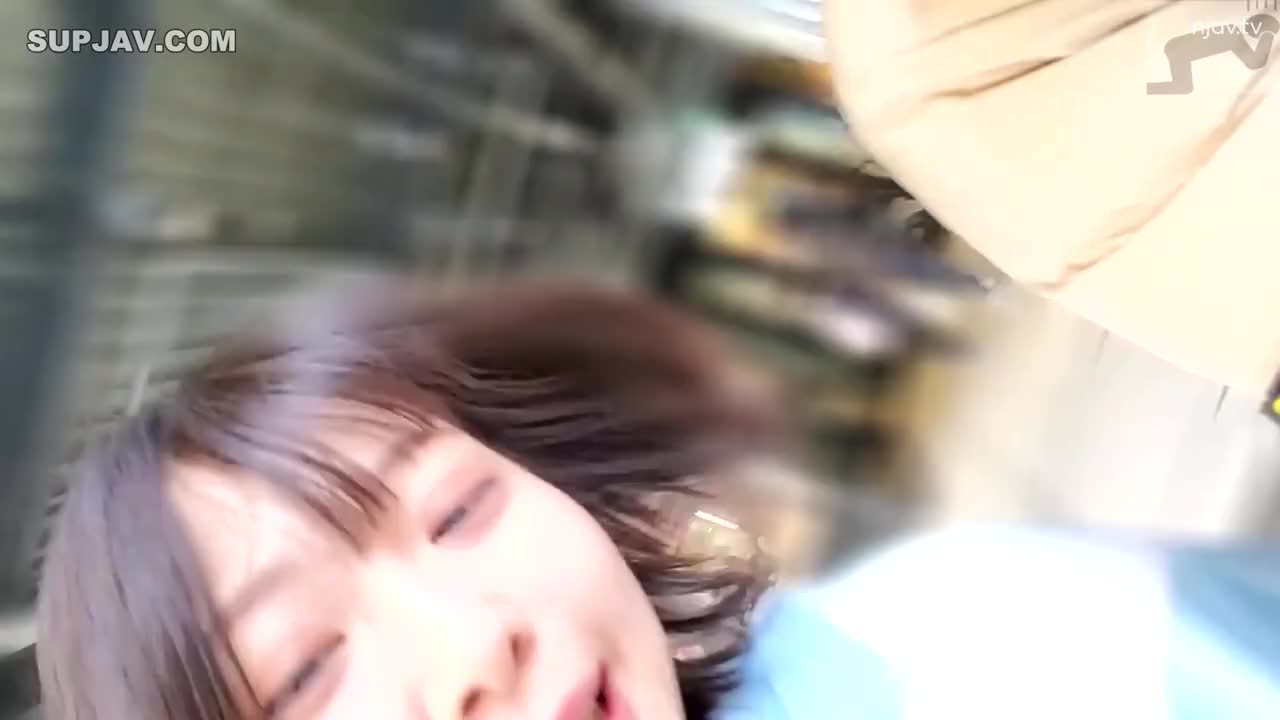 番号:FC2-PPV-4358146    发行日期: 2024-03-28标题：这是最后一次[露脸_无]安全释放！ - - 在中国很受欢迎的Ano-chan cosplayer。 - - 充分玩弄她透明的年轻身体，在她紧致的阴户中给她强烈的体内射精。 - 宣布当她怀孕回家时一切都会结束
