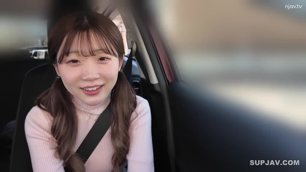 番号:FC2-PPV-4338225    发行日期: 2024-03-10标题：[未经审查] [车内爆炸] Ro Rikawa Miho-chan 被攻击 Nememi ️ 柔软的身体进入汽车性爱。 - - 当路人注视着她时，她的阴部被强行插入！匿名派对，随机分配炮友！
