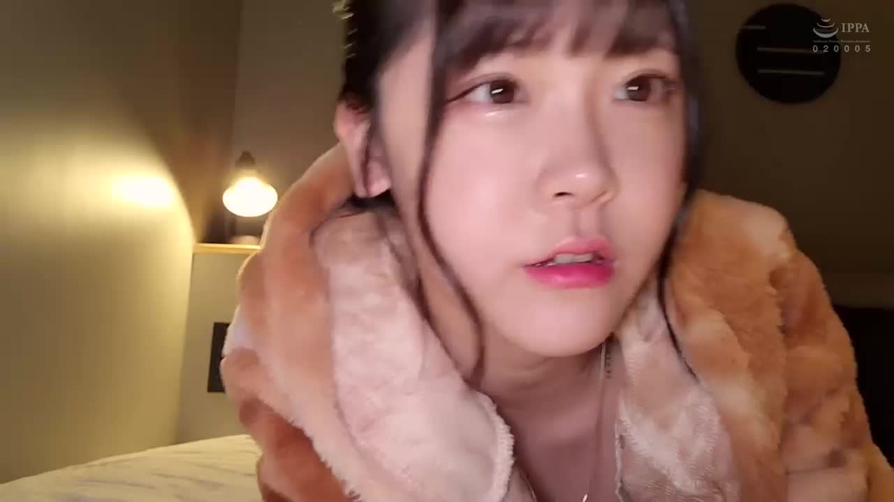 一个无法抗拒男友的听话受虐狂女孩 #学生 #中出内射 #美少女 #MFC233