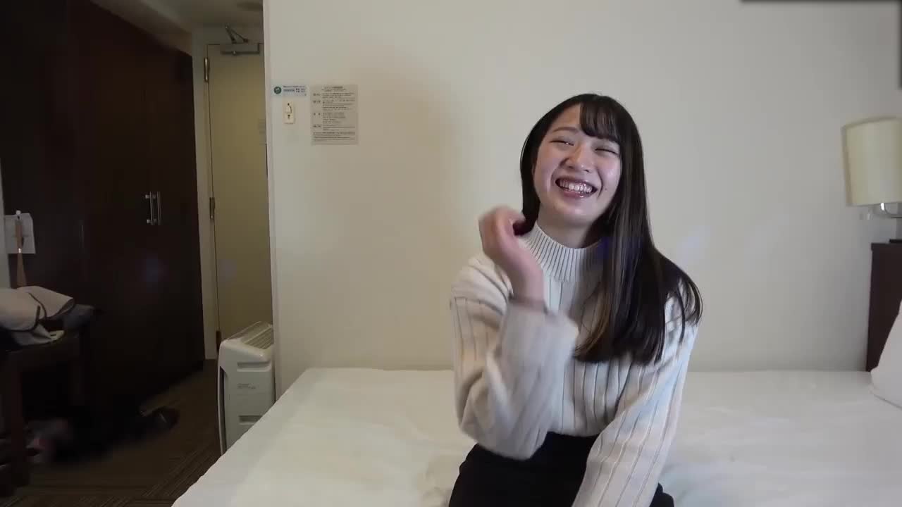 便利店店员小姐姐#无码 #美乳巨乳 #FC22622316
