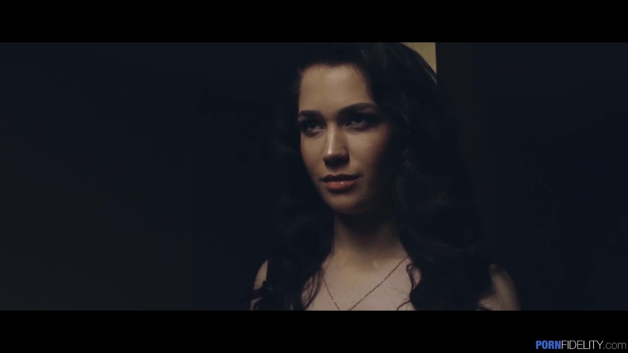 Evelyn Claire - Tension!