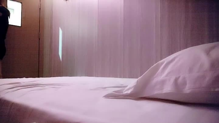 探访按摩店 美女技师包臀裙，精油撸屌打飞机，超骚超淫荡！