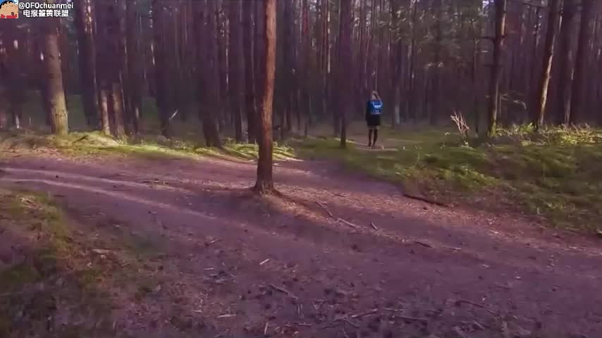 野外强奸少女 第一人称视角体验强奸少女的感觉 爽