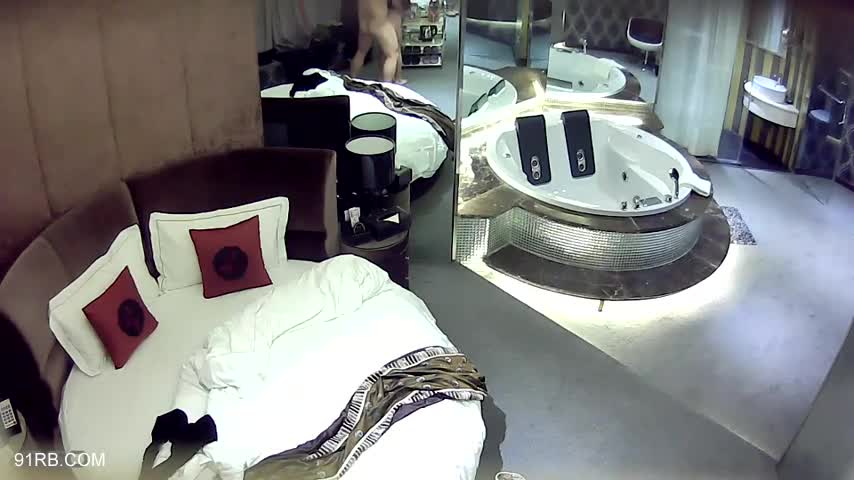360监控偷拍,精壮小伙和清纯的小女友连干三炮,体力是真不错呀 #偷拍视频 #酒店偷拍 #酒店摄像头偷拍 #摄像头偷拍 #国产偷拍️@TBB18V