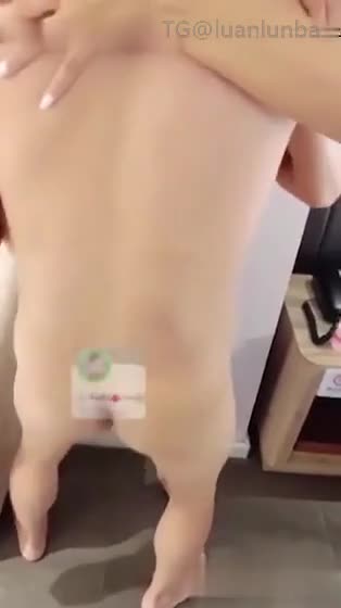 山东真实绿帽淫妻，卧槽，老婆的逼都被操大了