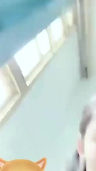 大二校花教室露出，上课脱掉内裤玩穴，爆乳G奶高潮