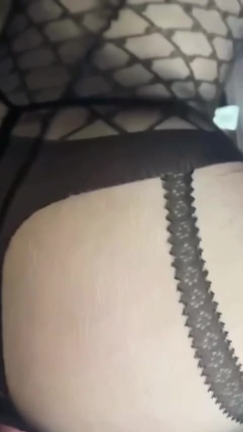 DJMILK 抖音55W粉丝反差婊DJ跟同厂牌潮流小伙4p视频流出,一边被操还一边问你射了没作者 #DJMILK标签 #网红 #吃瓜 #流出 #母狗
