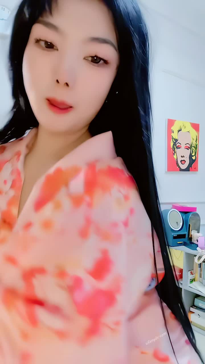 #裸舞剪辑 #杨小花 高颜值极品身材美女裸舞