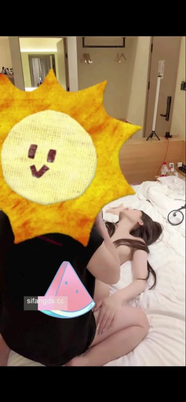 #晚苏susu #秀人网 极品高颜值大长腿模特 大尺度漏点 皮鞭抽打 真实插入啪啪喷水 超大尺度私拍福利