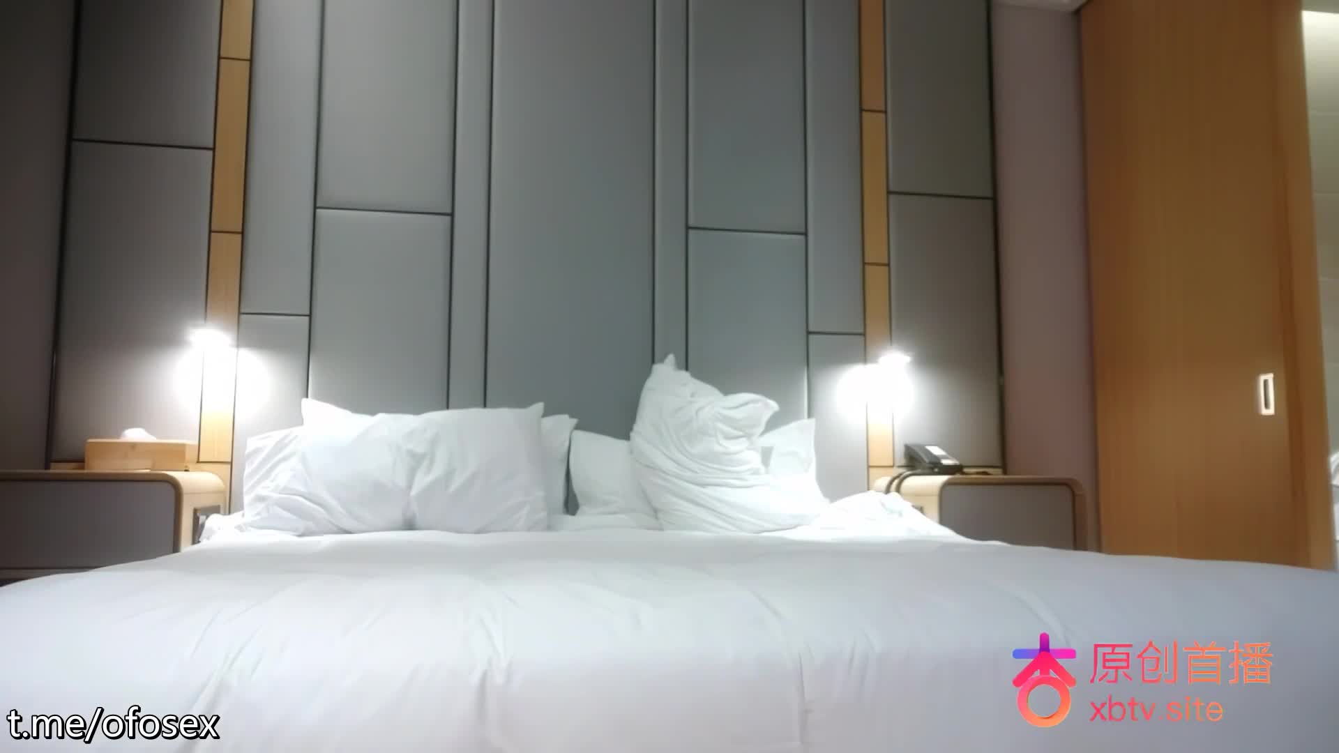 【#小严探花】新人探花小严连锁酒店约外围 爆操反差婊兼职幼师身材高挑水多娇喘动听#探花系列