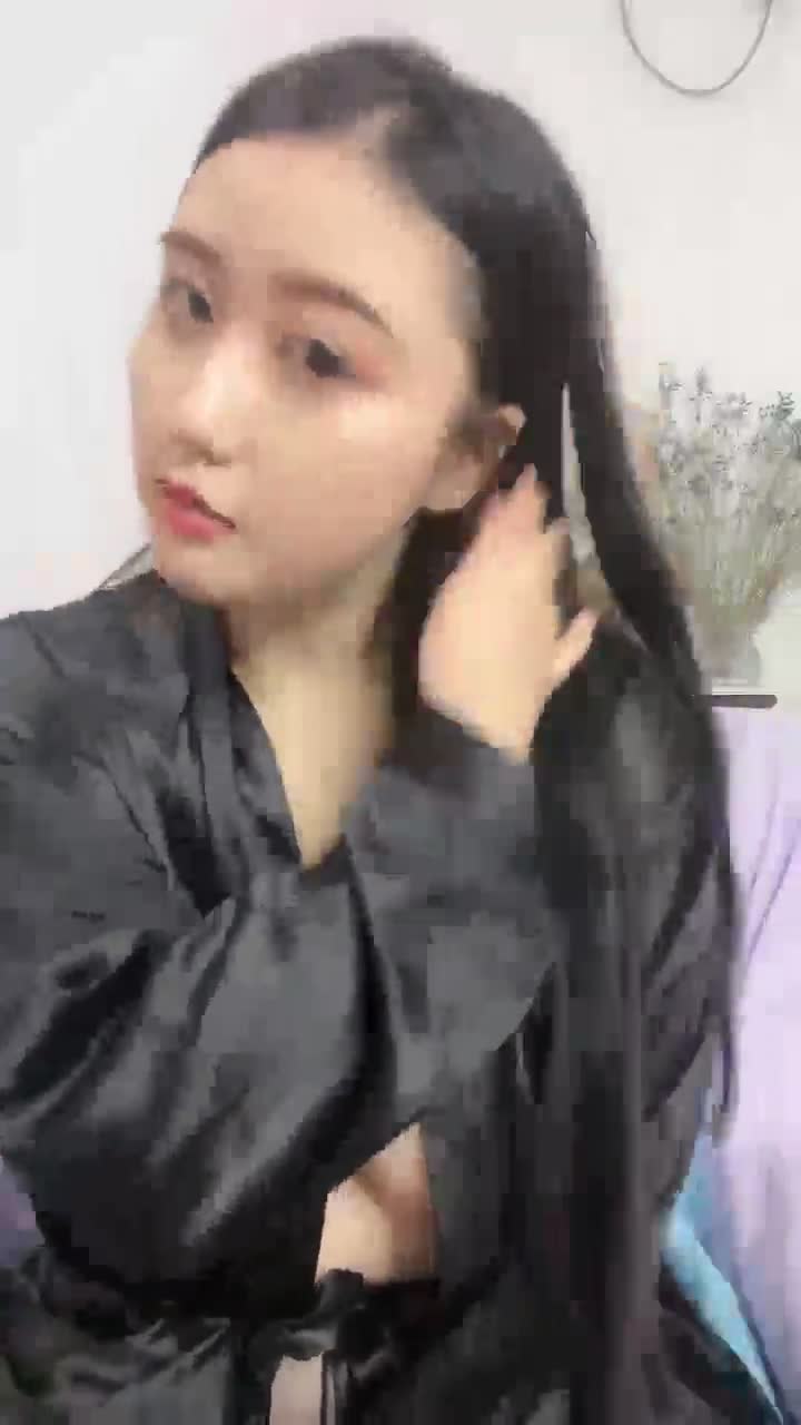 #直播 #锦儿 大奶肥臀母猪骚货大秀，叫声诱人