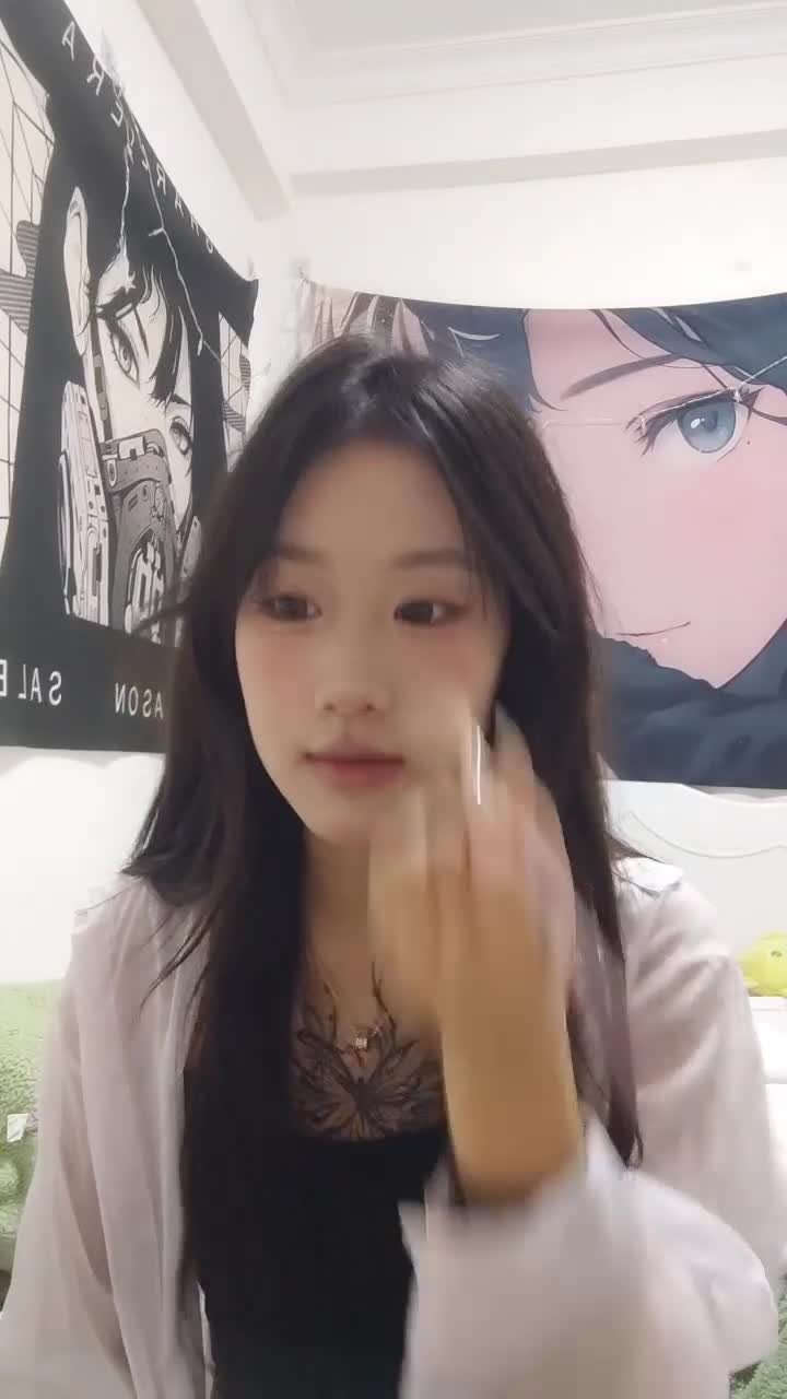 男友在家操逼秀！吸吮吃屌按头插嘴，站立后入爆操，射的有点快，假屌插穴自己玩