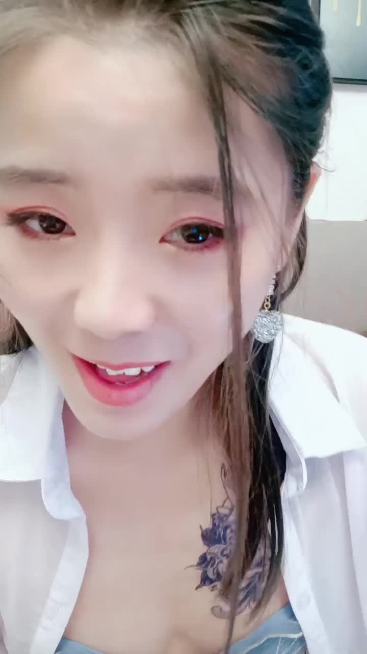尤物骚货，一身黑丝情趣内衣全裸丁字裤跳蛋自慰，能操一炮可能很爽 #国产 #自慰 #直播 #反差