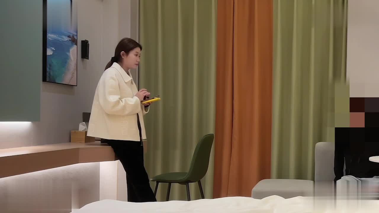 探花老王酒店3000约操18岁良家学生妹，进入的瞬间不停喊疼#探花 #探花老王 #学生妹