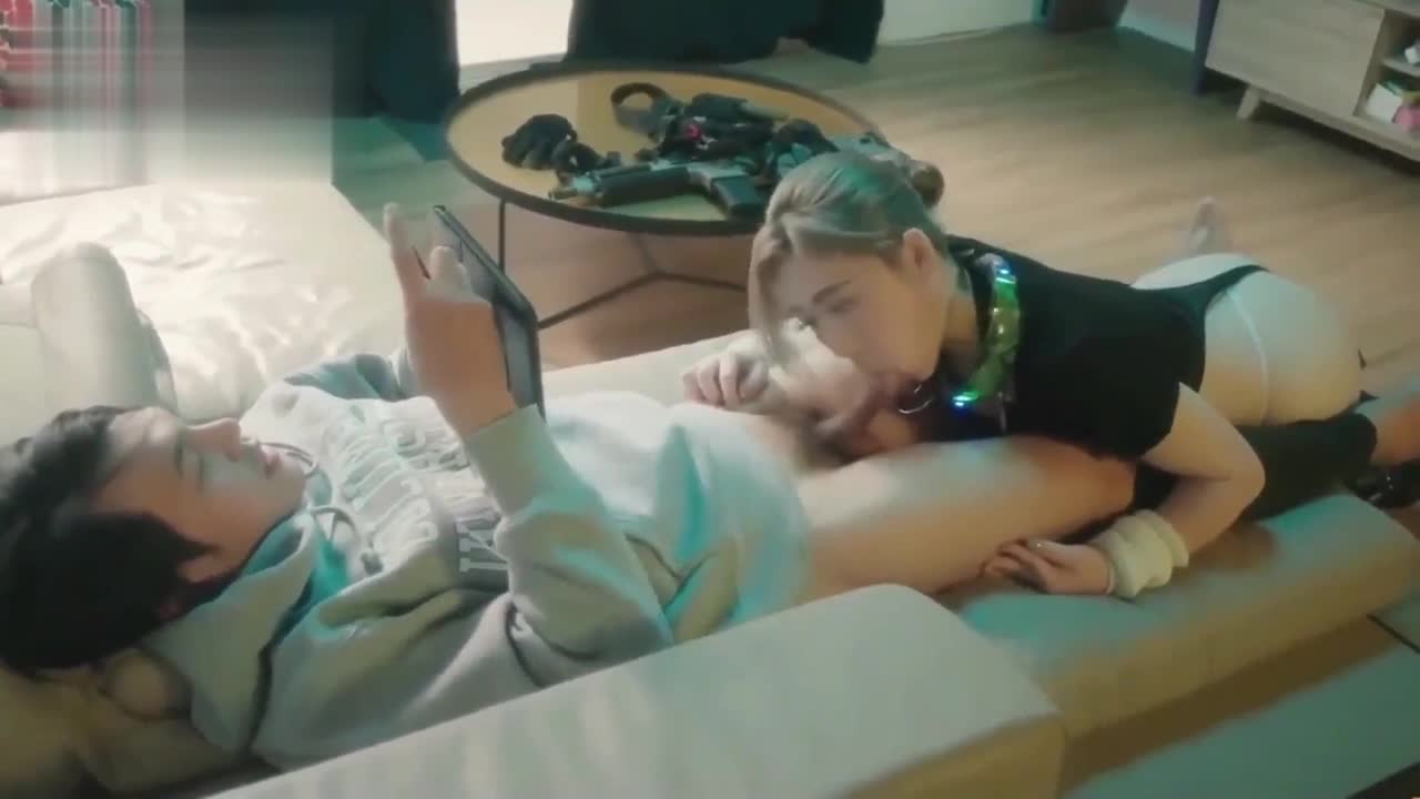 白虎粉奶颜值女友免费排精桶！单男大力抽插干到求饶防狼喷雾 一件代发