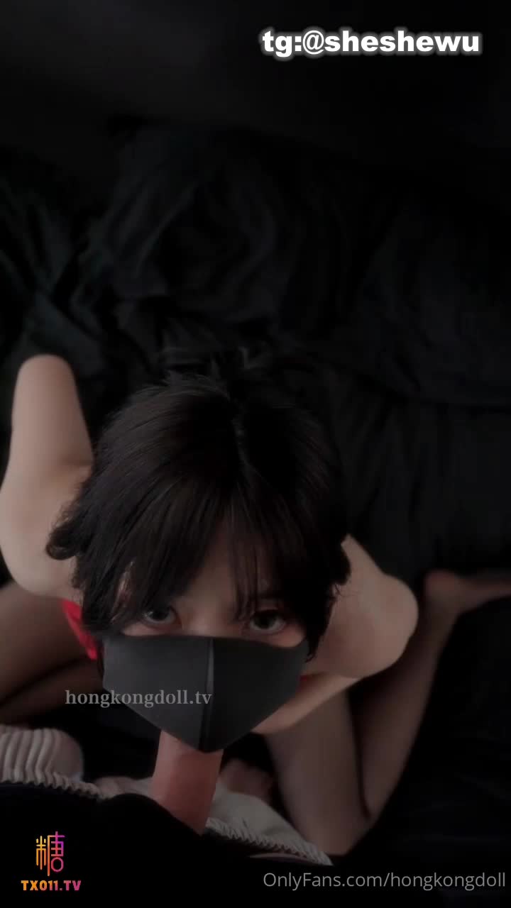 #玩偶姐姐 #HongKongDoll【极品御姐】万圣节的放纵 黑丝旗袍诱惑 巨根插入输出【极品御姐】口技展示+阳具骑乘自慰到刚高潮更新2部，总共80部 #合集