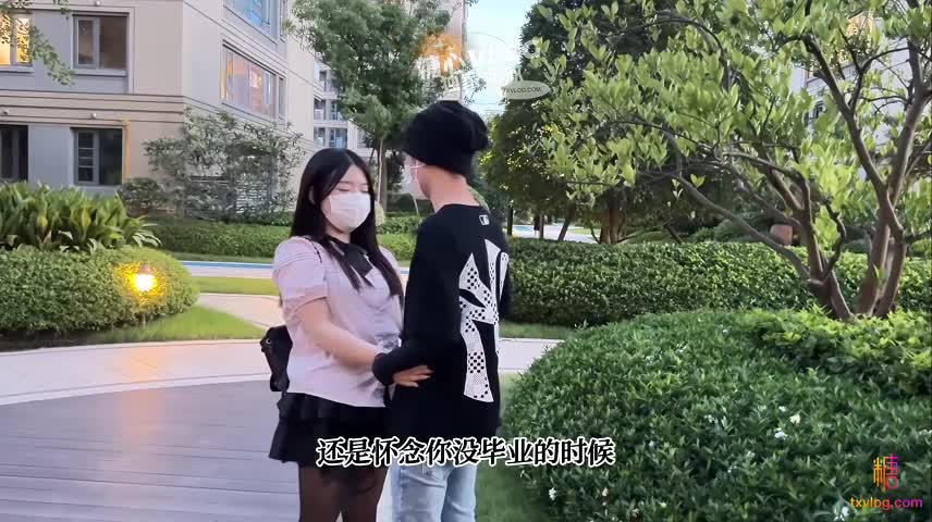 土豪专属宠物【晚晚酱】萝莉学妹的裙底之谜 无内爆裂黑丝 狂操白虎小姐姐防狼喷雾 一件代发