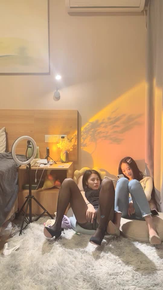 门票399，萝莉御姐极品身材，蜂腰翘臀，玉体横成，佳人相伴男人巅峰享受，收益过万香艳佳作【#初恋的香味】 #探花防狼喷雾 一件代发