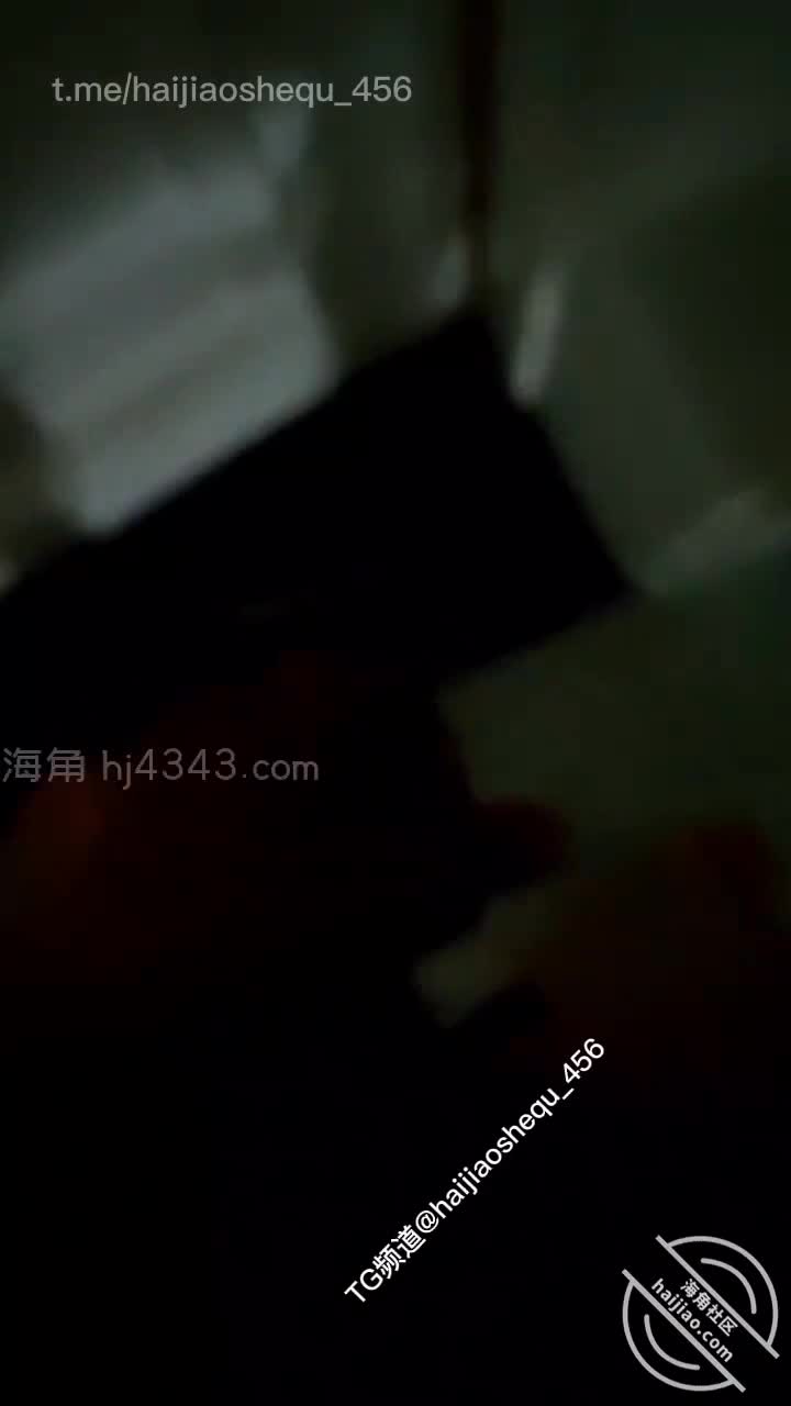 #海角 #乱伦 #岳母
终于如愿以偿拍到岳父禽岳母了