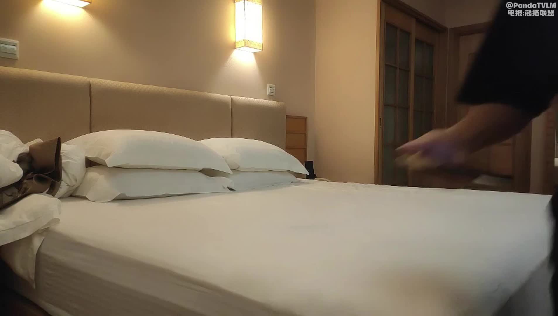 #熟女探花专约老阿姨 风情万种人妻姐姐好温柔