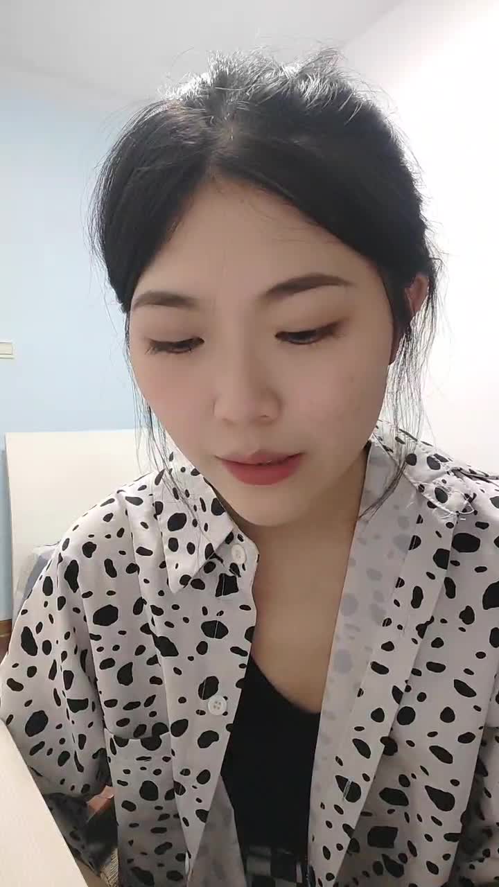 #七七爱吃饭