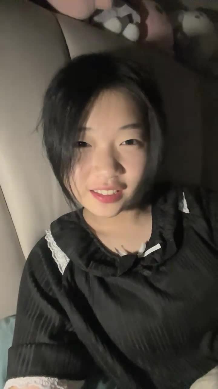 一想到她要被精神小伙操 我就心疼#精神小妹 #萝莉 #高中生 #学生_(:_」∠)_投稿点我