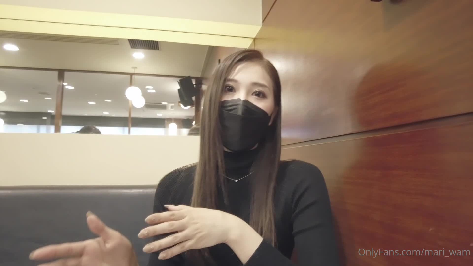 #反差 #自慰 #旗袍 #超高颜值绝美女神发骚自慰勾引你 谁顶的住啊 含情脉脉地看着你 女主：mari wam