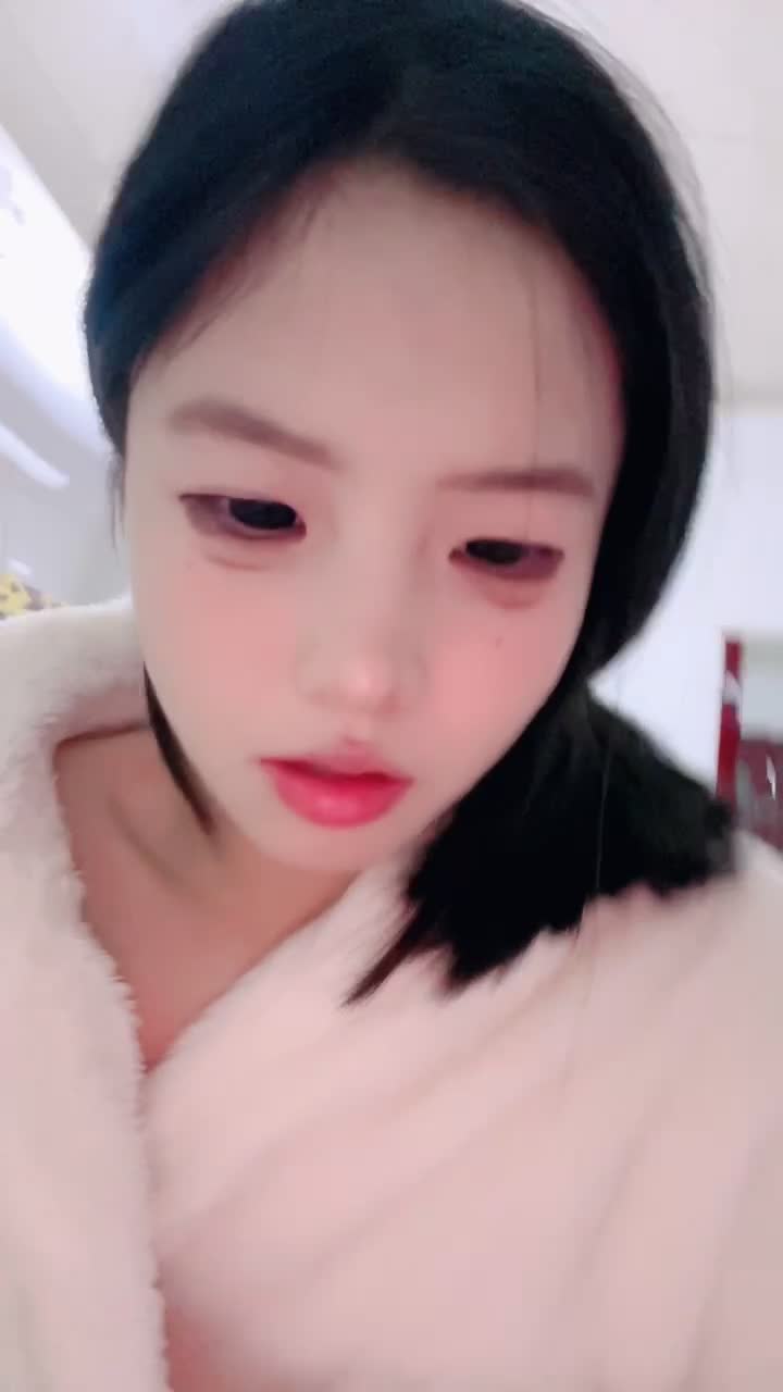 一天不看精神小妹 浑身难受 #精神小妹