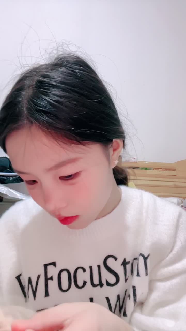 精神小妹直播大秀超超级合集58又是羡慕精神小伙的57天️️️#精神小妹 #直播 #纹身我要去给精神小伙当马仔了 可以轮到吗 我去推屁股也行啊