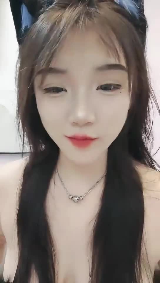 精神小妹直播大秀超超级合集52又是羡慕精神小伙的51天️️️#精神小妹 #直播 #纹身我要去给精神小伙当马仔了 可以轮到吗 我去推屁股也行啊