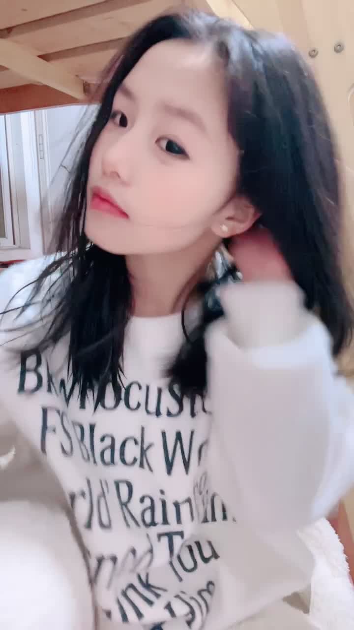 精神小妹直播大秀超超级合集58又是羡慕精神小伙的57天️️️#精神小妹 #直播 #纹身我要去给精神小伙当马仔了 可以轮到吗 我去推屁股也行啊