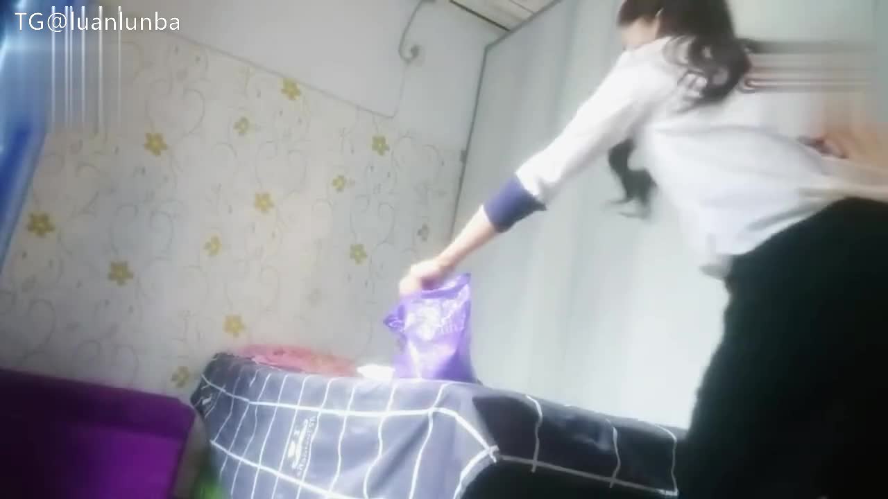 【扫街】扫街新人良家少妇侧入脱套内射