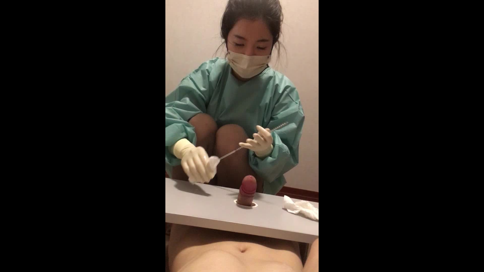 三甲医院漂亮女医生的榨精疗法不打针不吃药 就是坐下跟你撸用撸管的方式帮你治疗 #榨精女医生合集共15v