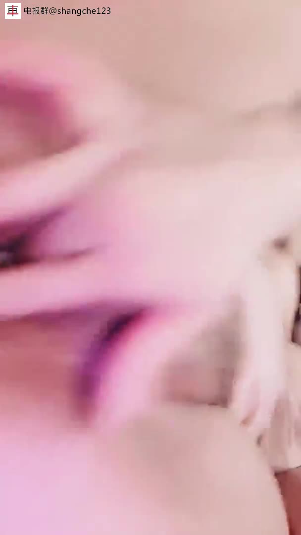 露奶掰穴自慰 5小时