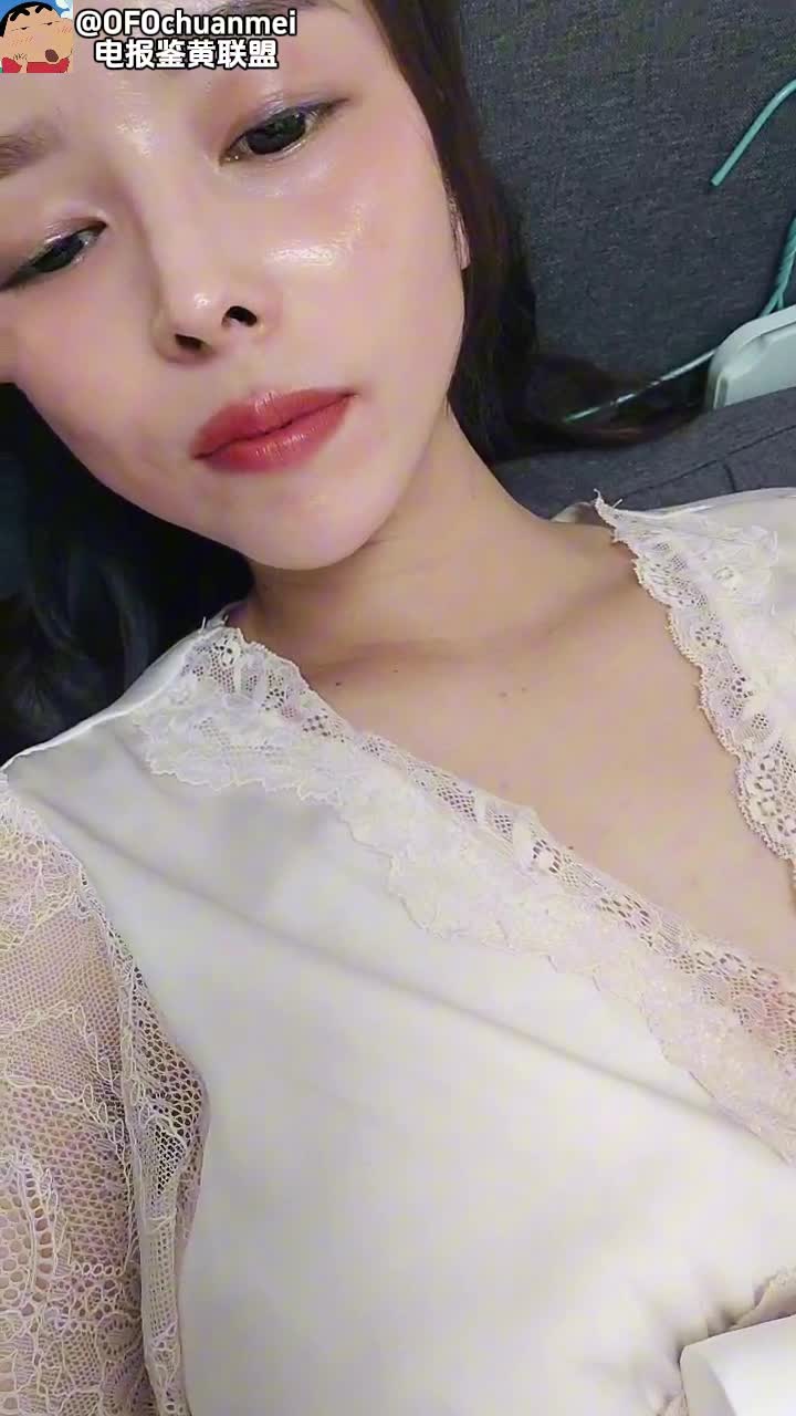 深圳木瓜奶精致少妇 想被干