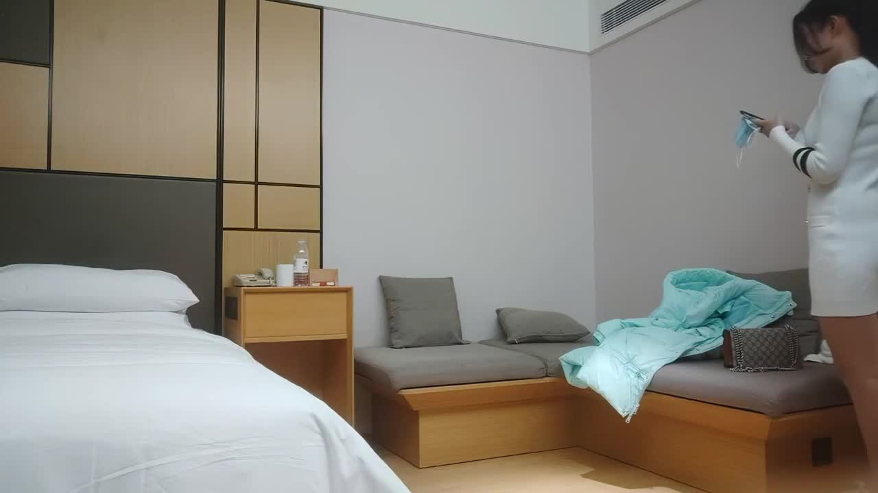 探花精选️️【超清修复】探花约操兼职小少妇 被操的很痛的样子 实在受不了乞求轻一点 720p#探花 #少妇 #兼职