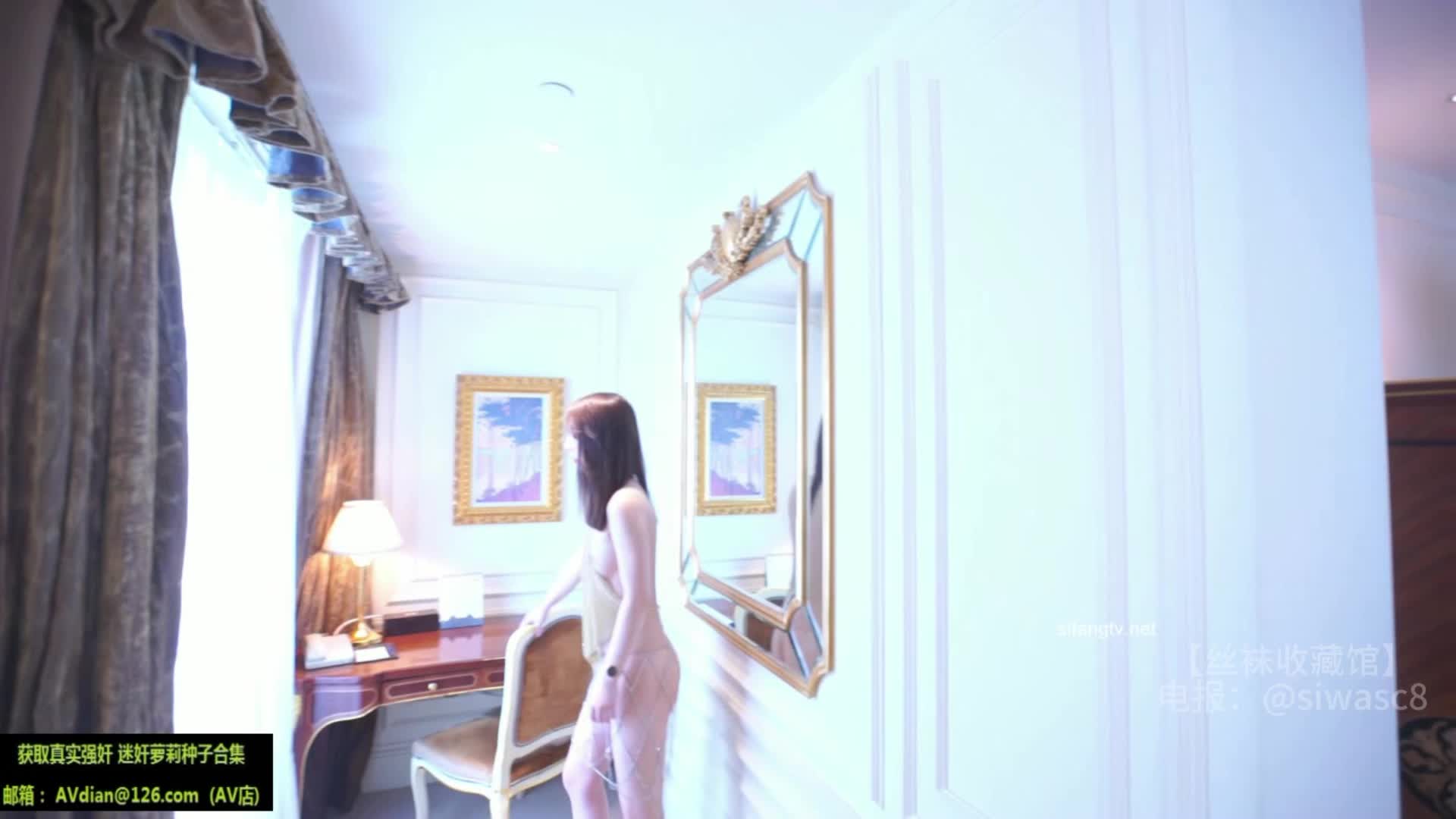 关键词：#果哥 评级： 极品ps：两个高颜值美女写真，还有一个丝袜洗澡，真想摸一把