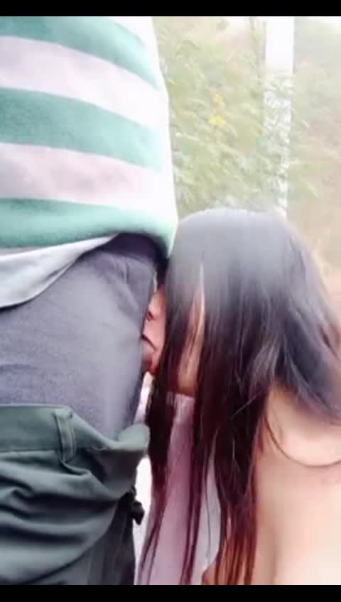 少妇户外直播勾引工地老师傅，那年老师傅双手插裤兜，飞来横福，我手冷啊伸进去你裤裆暖和暖和，口交后入老师傅一点也不含糊啊