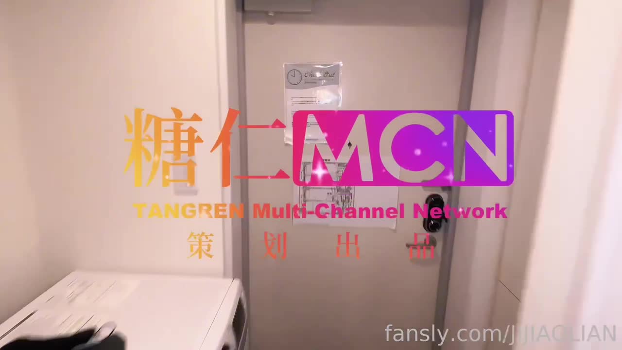 #鸡教练 | #口交 #JK #黑丝 #舔逼 #JIJIAOLIAN来了哥哥家就别想跑了—————————「中文包及搜索引擎」  「吃瓜找片涩涩群」      点我免费白嫖1G流量