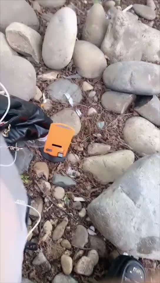 开档白丝户外偷偷的暗爽 鹅卵石都不知道自己也有被尿液淫液浸湿的一天