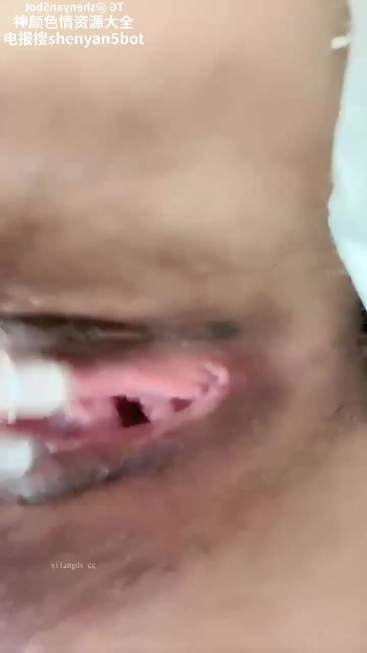 #巨乳 颜值很高的小妹妹尤物情趣装诱惑骚女 白虎嫩穴翘起双腿等待深插极度诱惑