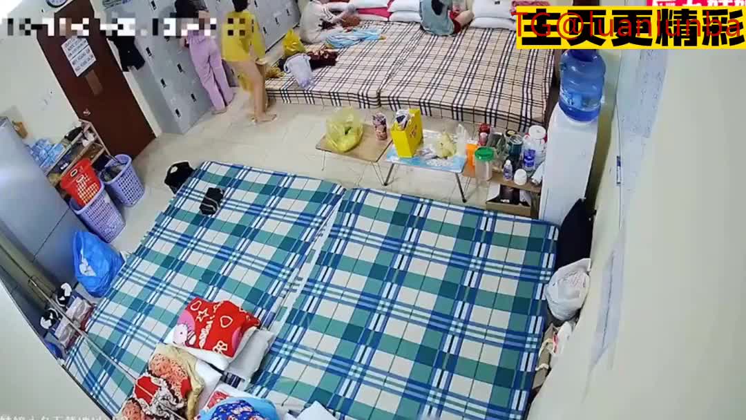 【摄像头破解】足浴店小姐姐员工宿舍莺莺燕燕换衣视频