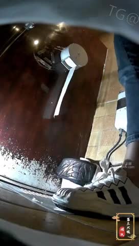 最强团队逼下有灯光系列 酒吧女厕偷拍 制服的诱惑3 盛世容颜 制服校花