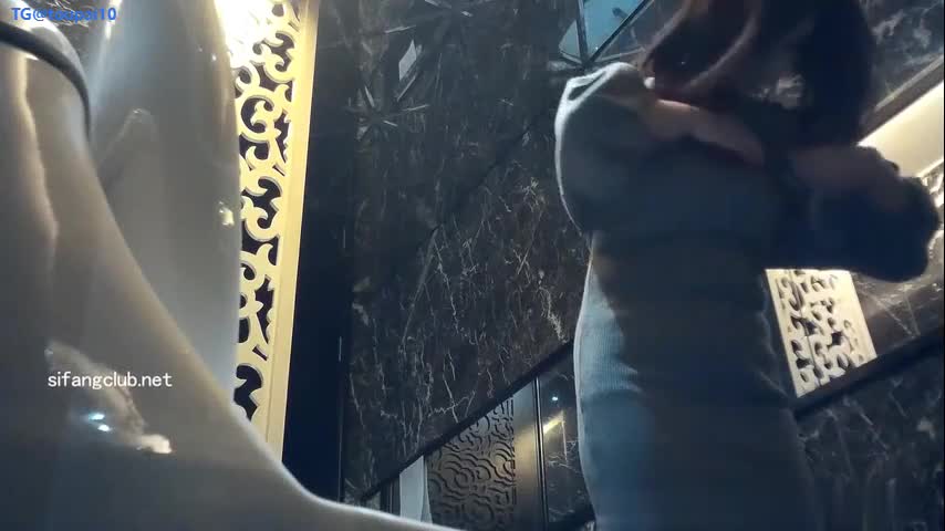 五星级大酒店厕所偷拍