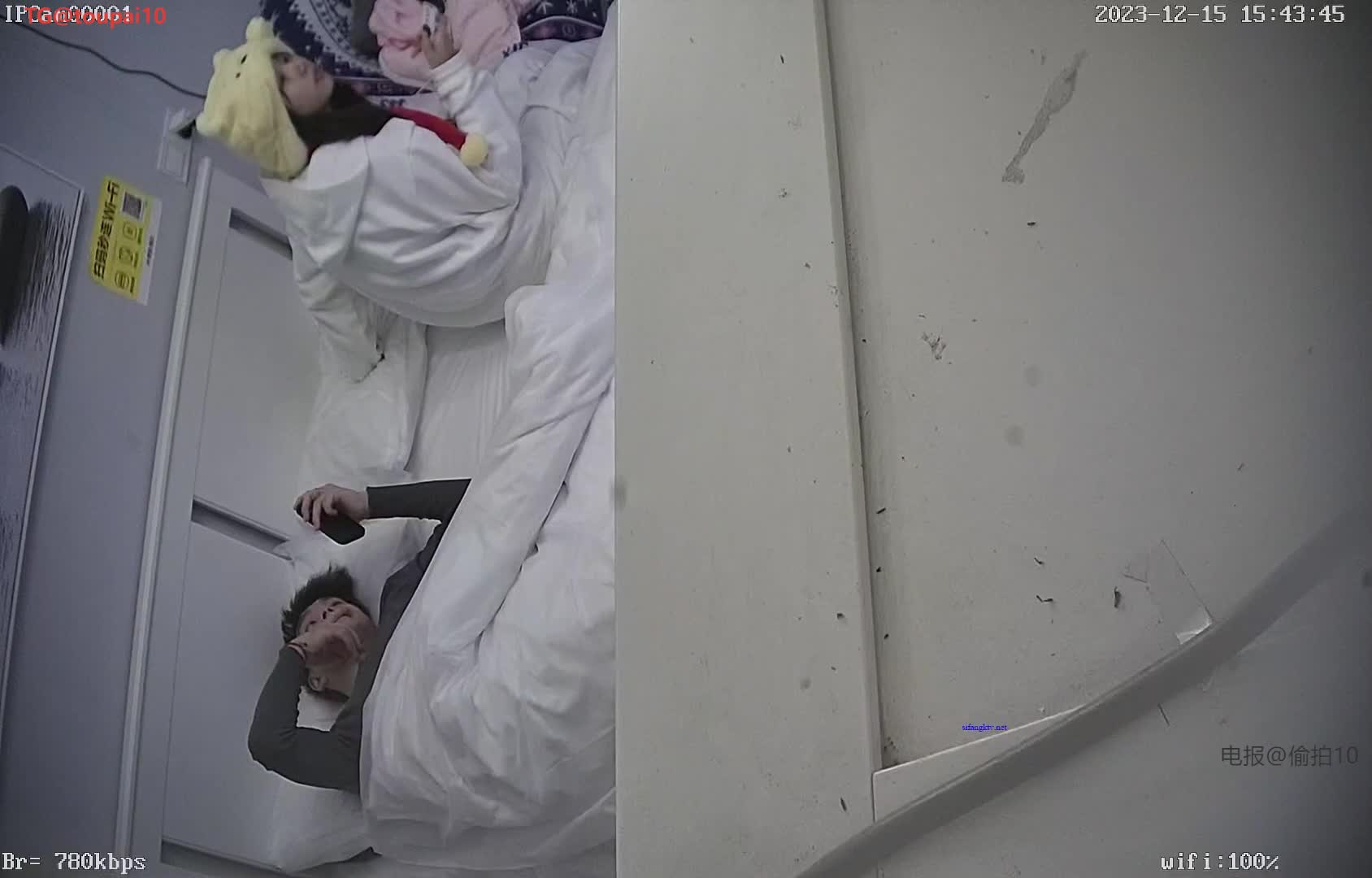 酒店偷拍第一次跟男友开房的妹子 还搞分界线最后被男友狠狠操了
