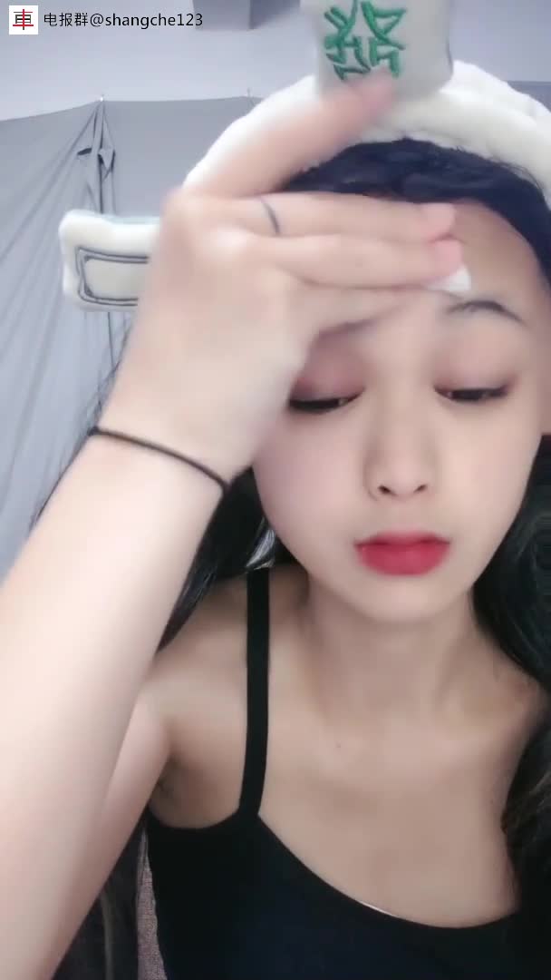 美舞M腿翘臀指尖扣入 6